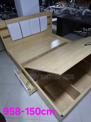 Kitanda Kizuri 5/6 
Modern Wooden Storage Bed Frame 5ft for 6ft