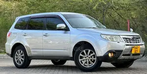 Subaru Forester 2011 Silver