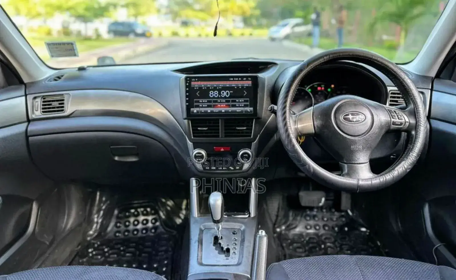 Subaru Forester 2011 Silver