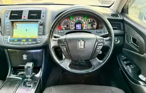 Toyota Crown 2009 White