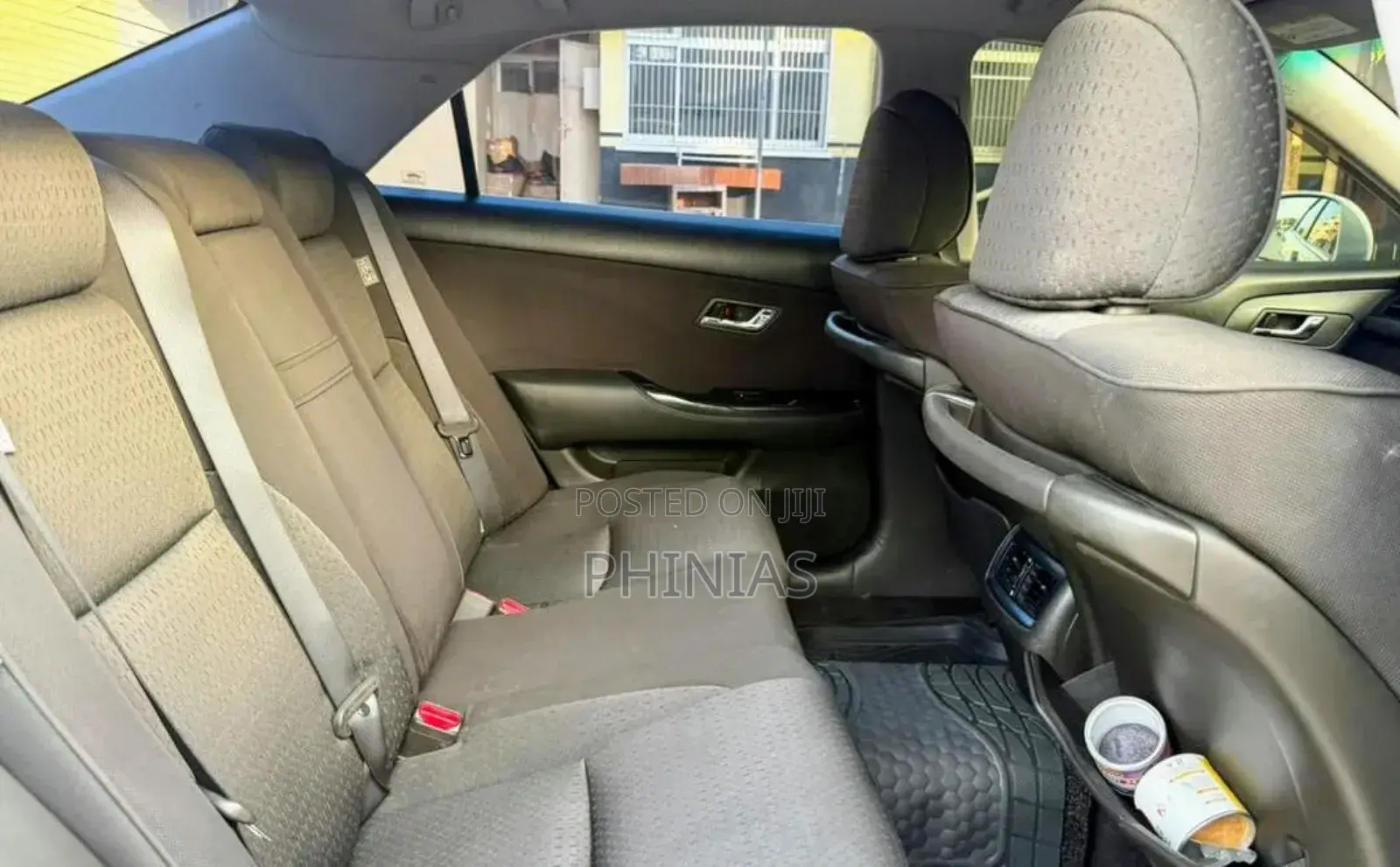 Toyota Crown 2009 White