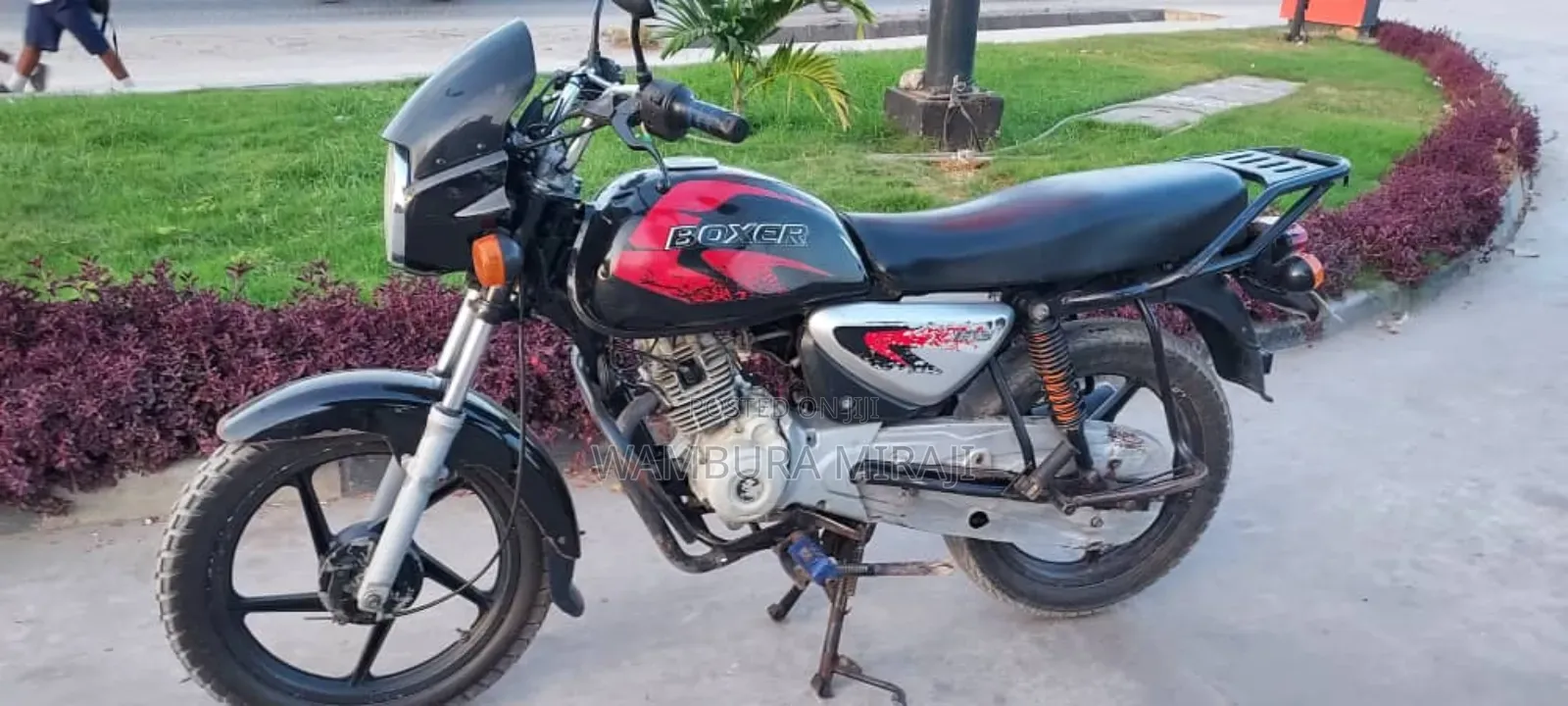 New Bajaj Boxer X125 2025 Black