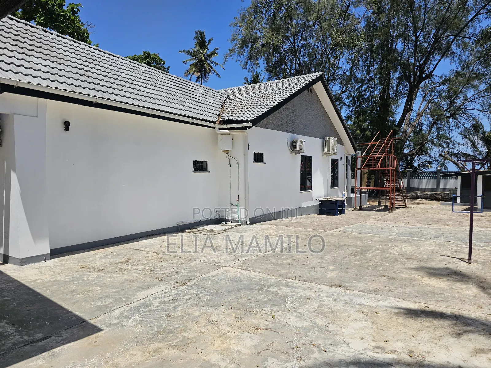 4bdrm House in Mikadi, Beach, Kinondoni for rent