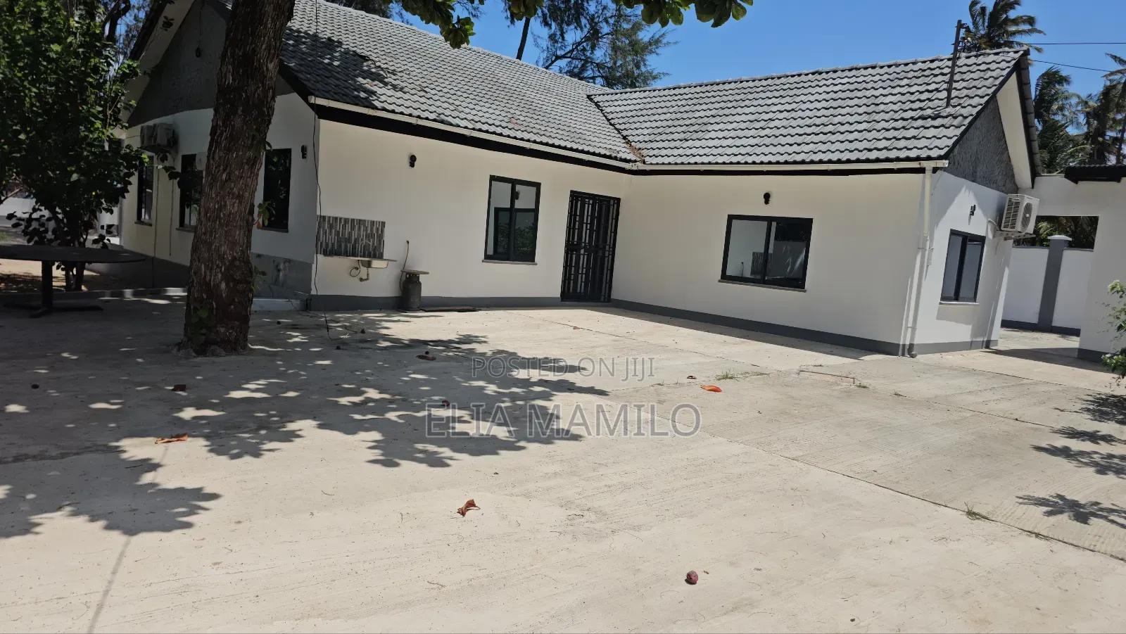 4bdrm House in Mikadi, Beach, Kinondoni for rent