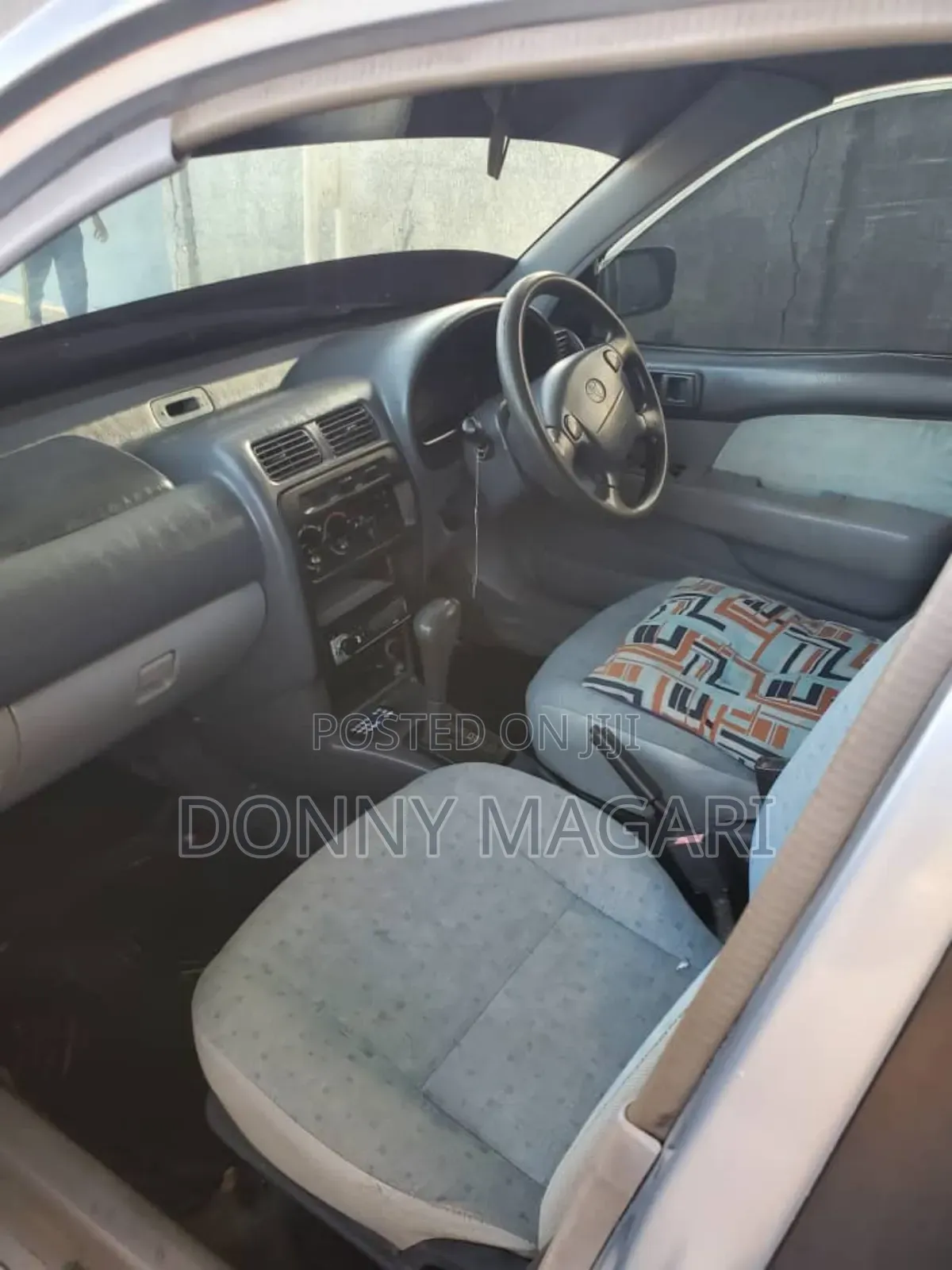 Toyota Starlet 2000 Silver
