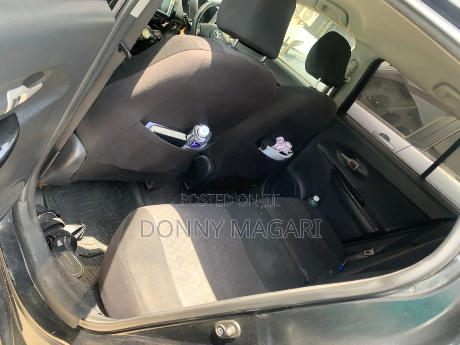 Toyota IST 2010 Black