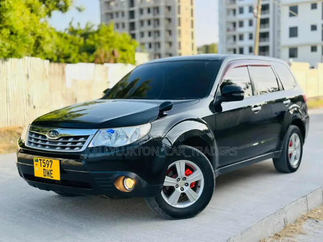 Subaru Forester 2010 Black