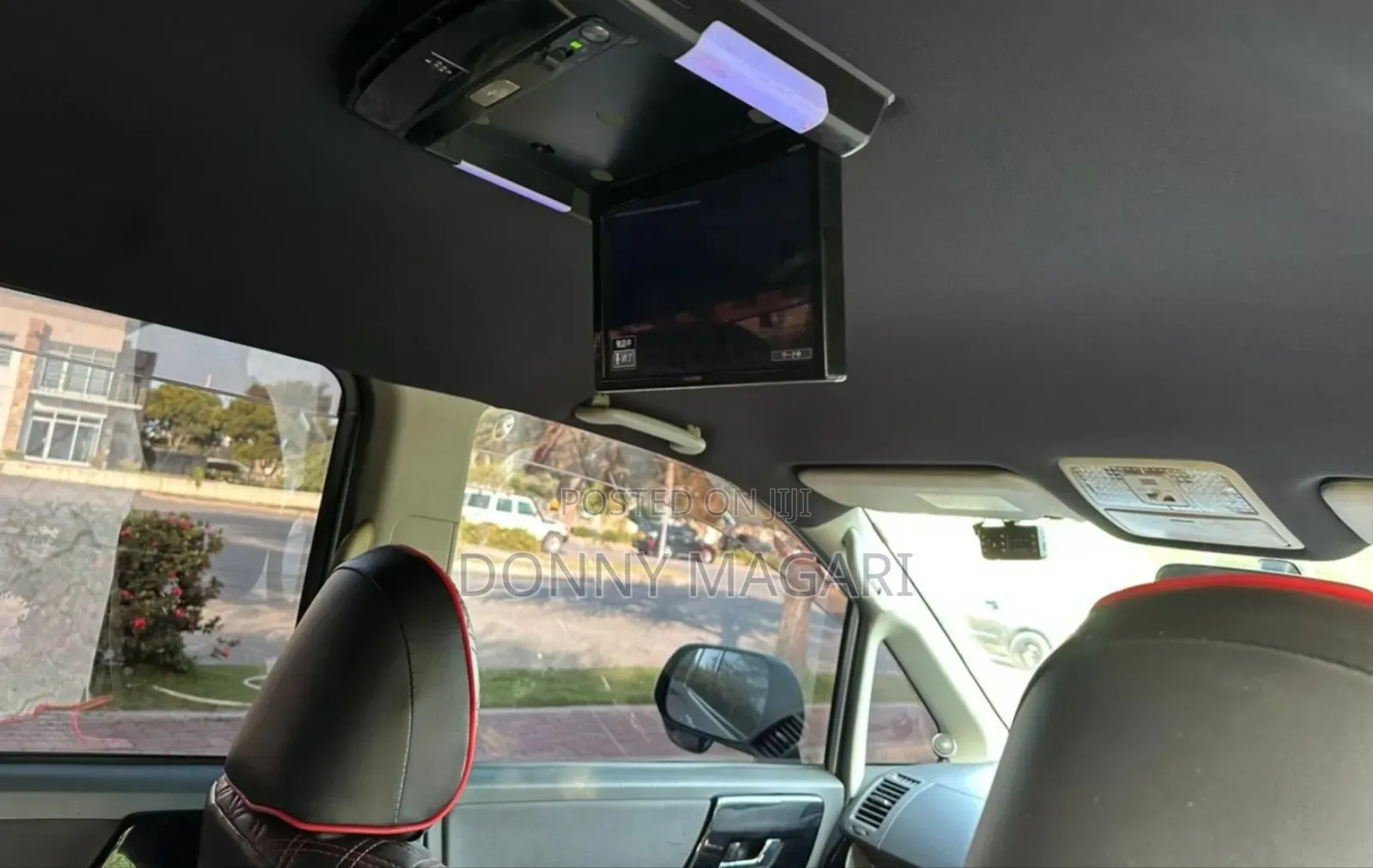 Toyota Noah 2009 Silver