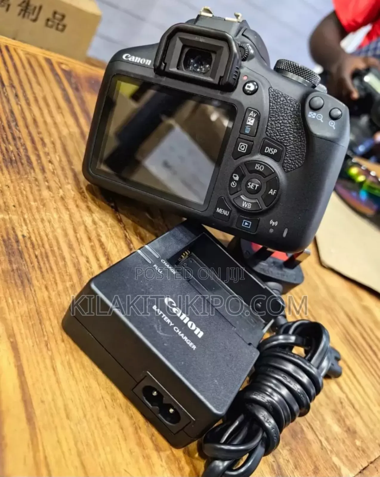1500d Eos Camera With Lens 18-55mm