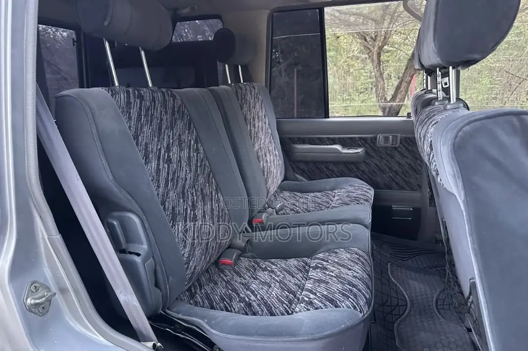 Toyota Land Cruiser Prado 1999 Silver