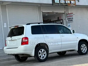 Toyota Kluger 2001 White
