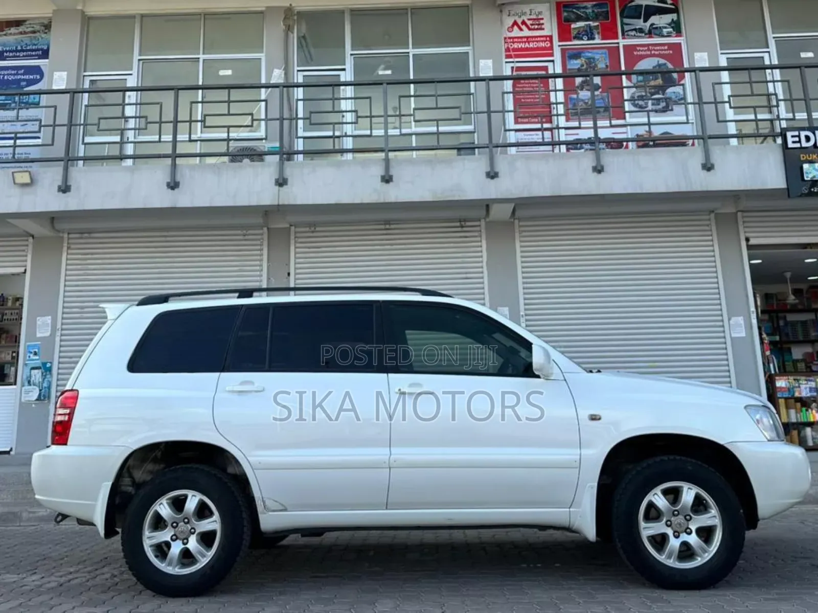 Toyota Kluger 2001 White