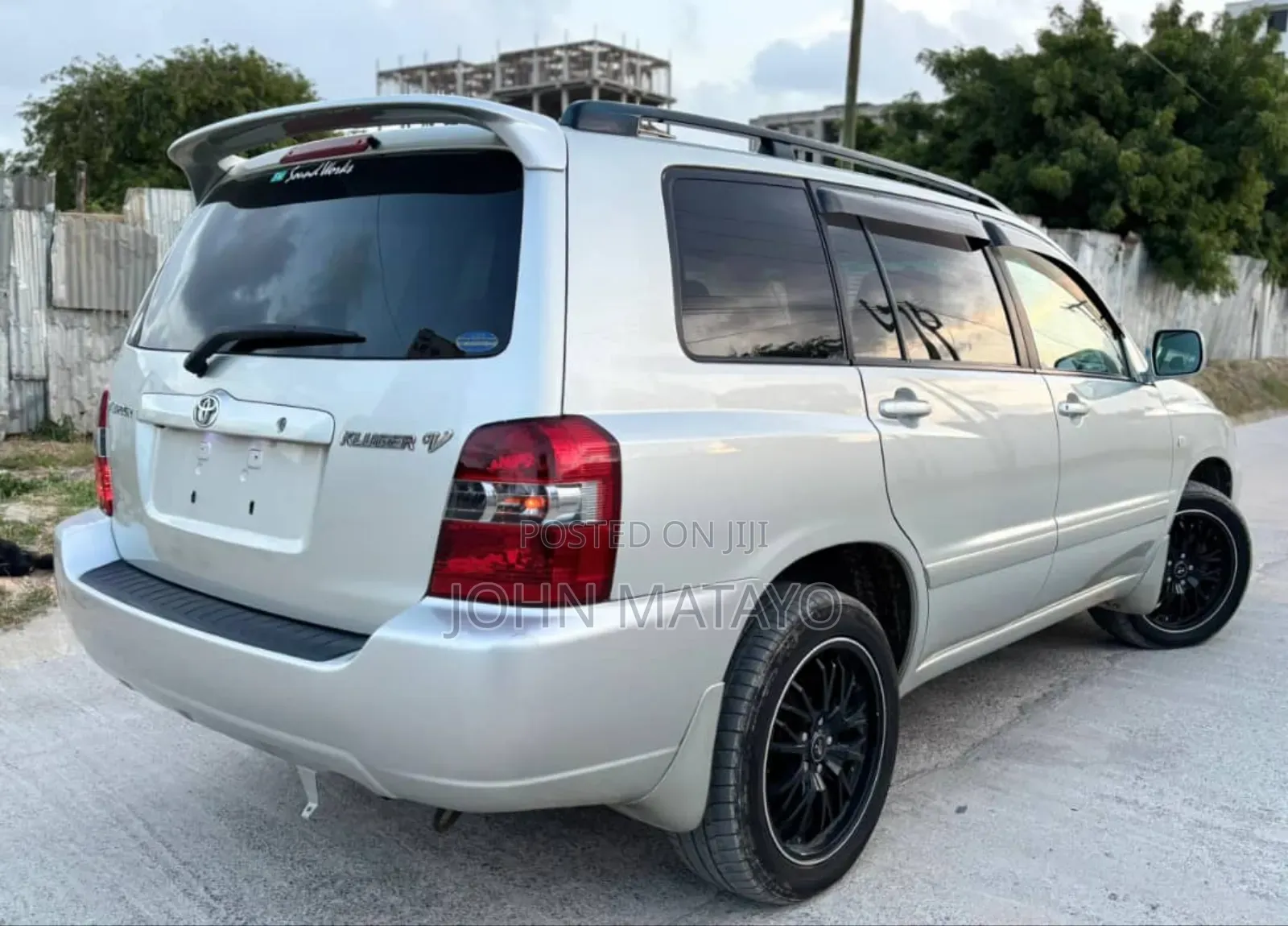 Toyota Kluger 2004 Silver