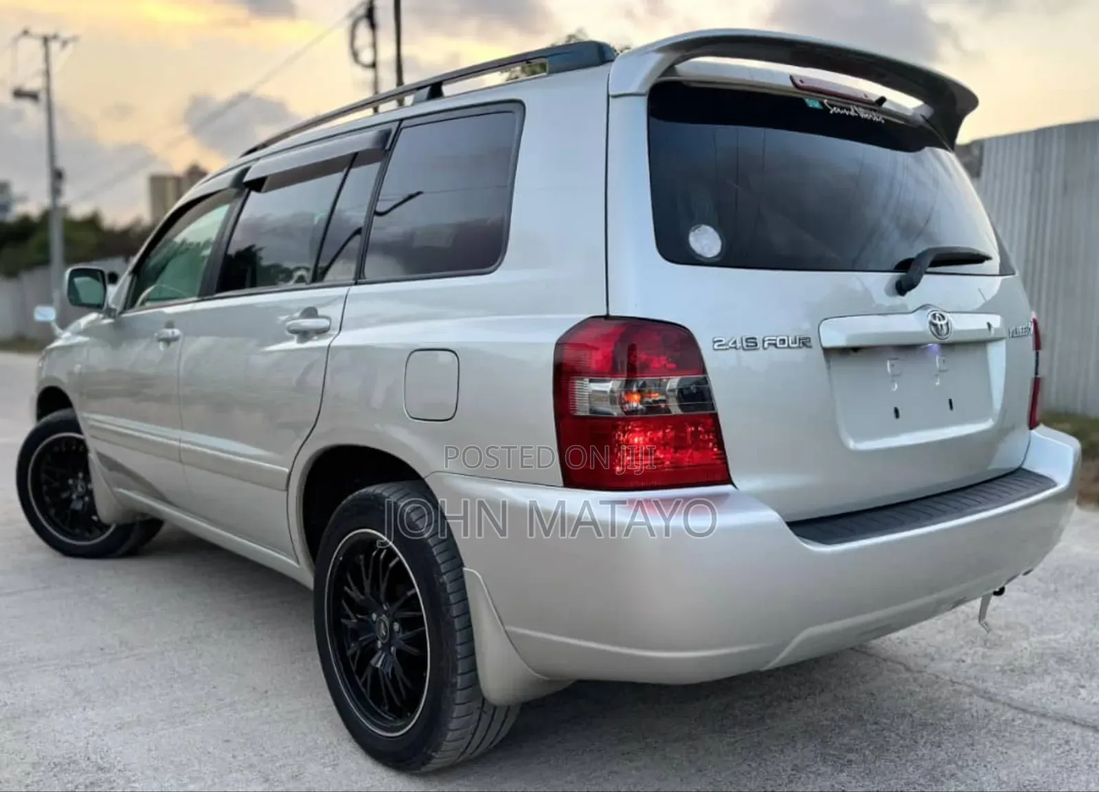 Toyota Kluger 2004 Silver