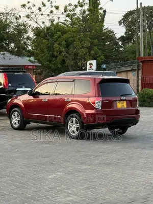 Subaru Forester 2011 Maroon