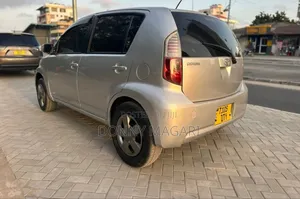 Toyota Passo 2005 Silver