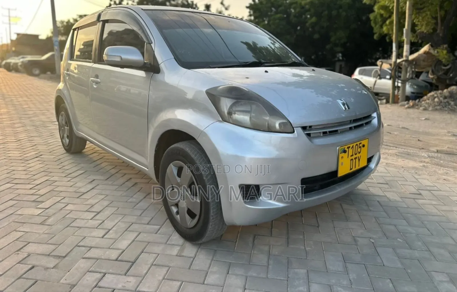 Toyota Passo 2005 Silver