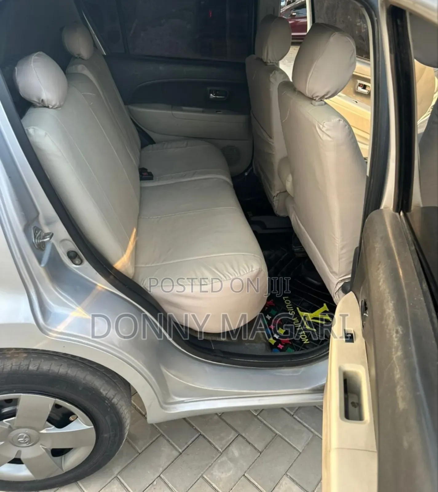 Toyota Passo 2005 Silver
