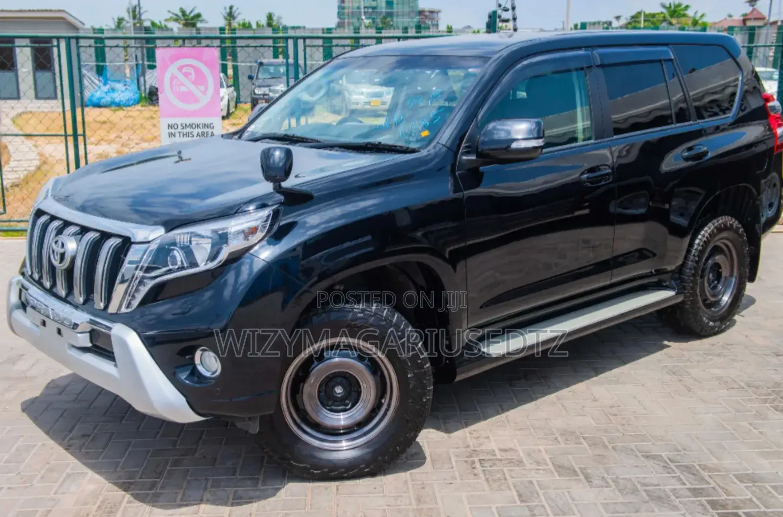 Toyota Land Cruiser Prado 2016 Matt Black