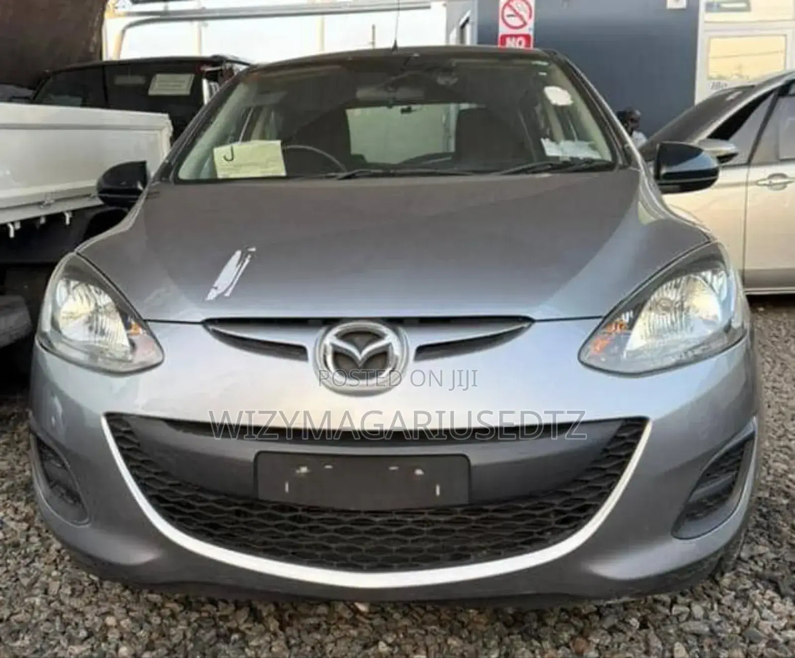 Mazda Demio 2011 Burgundy