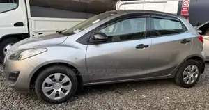 Mazda Demio 2011 Burgundy