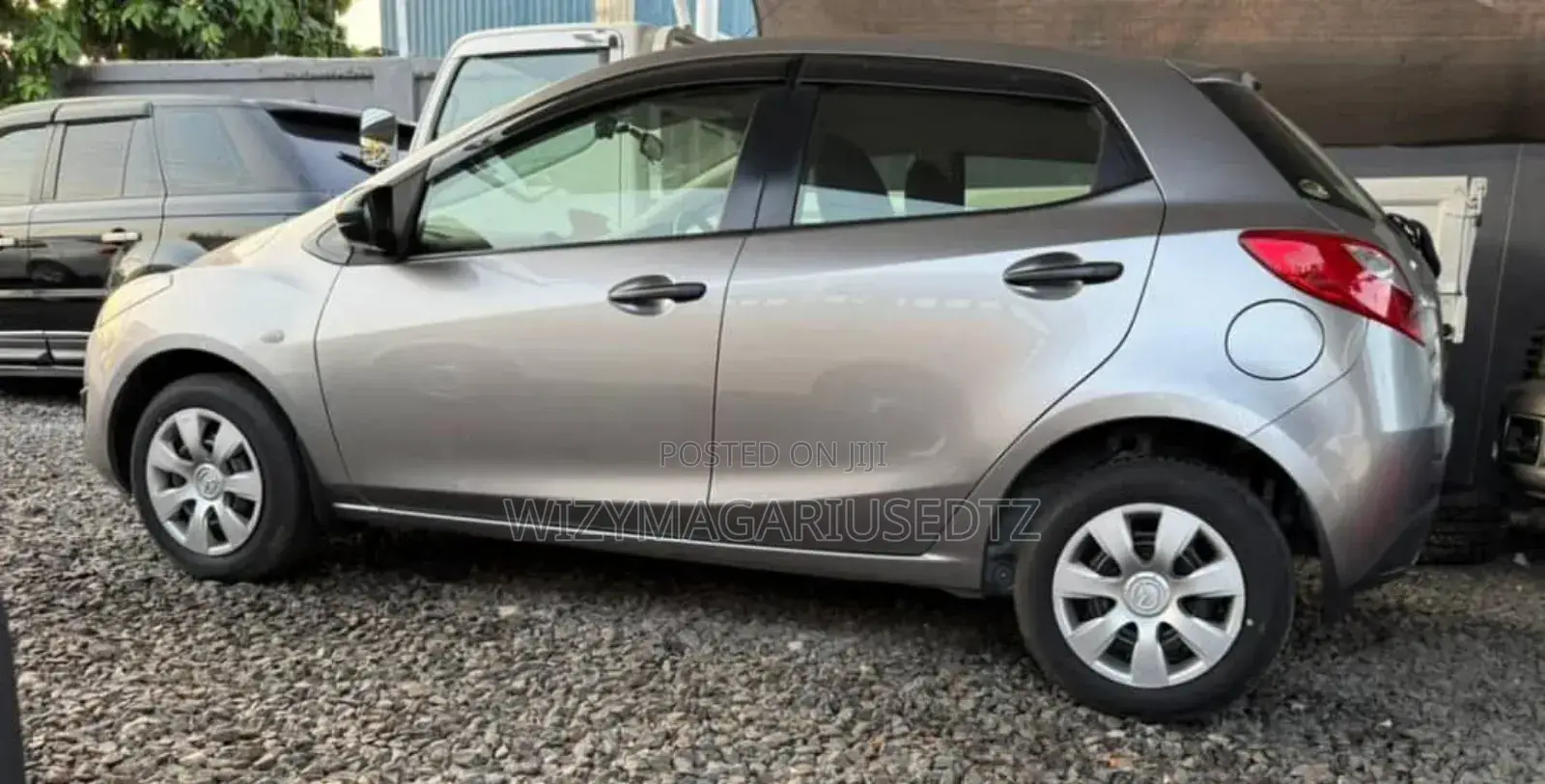 Mazda Demio 2011 Burgundy