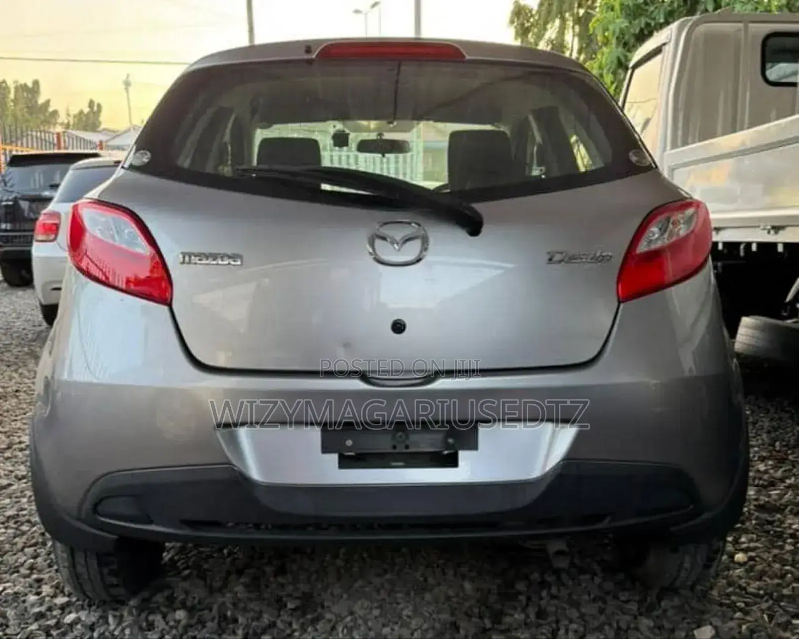 Mazda Demio 2011 Burgundy