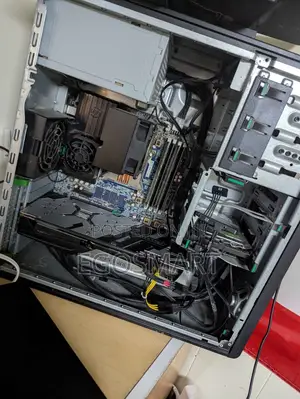 Desktop Computer HP Z420 8GB Intel Xeon HDD 500GB