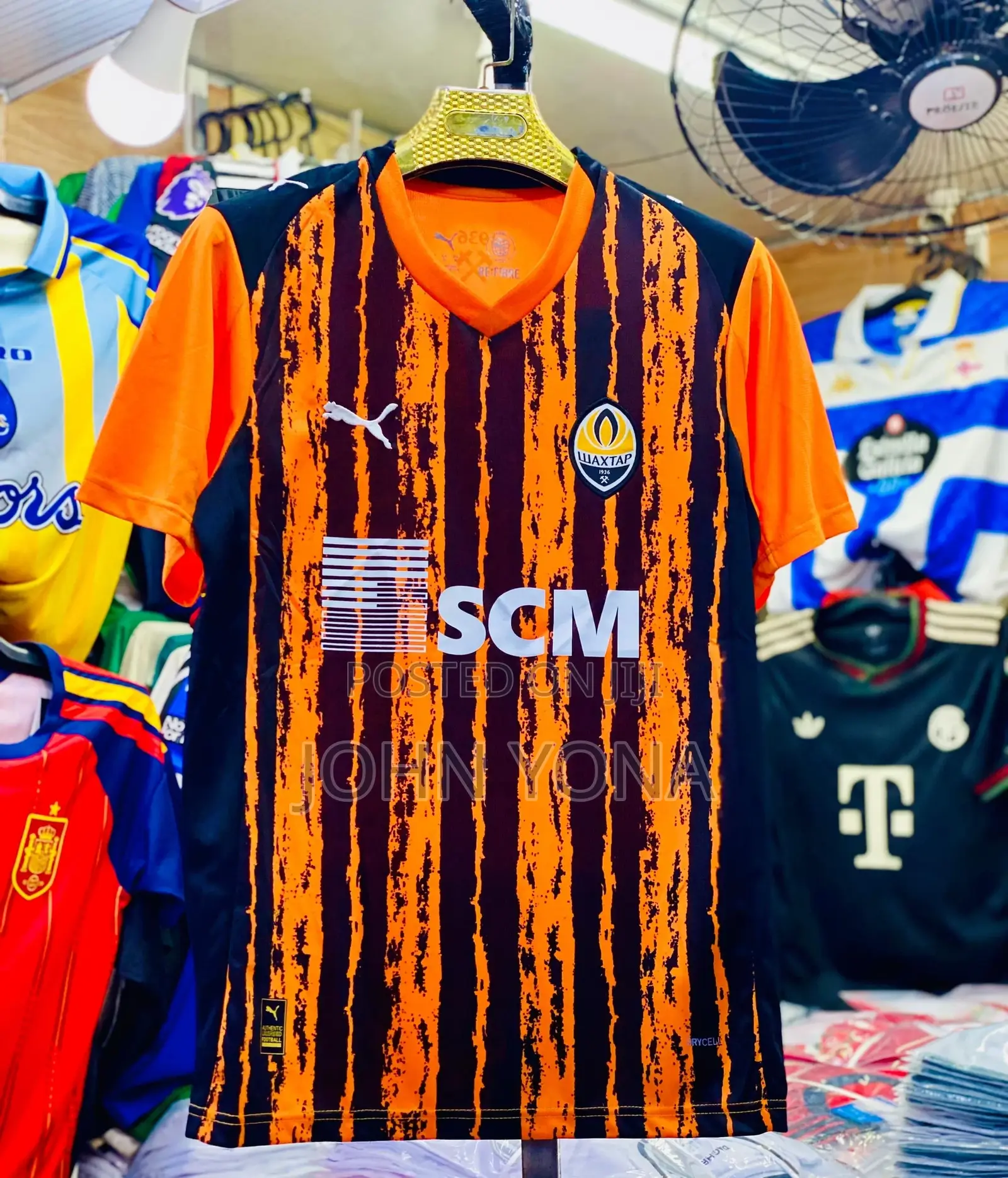 Fc Shakhtar Donetsk 2025/2026 Home Jersey in Orange and Black