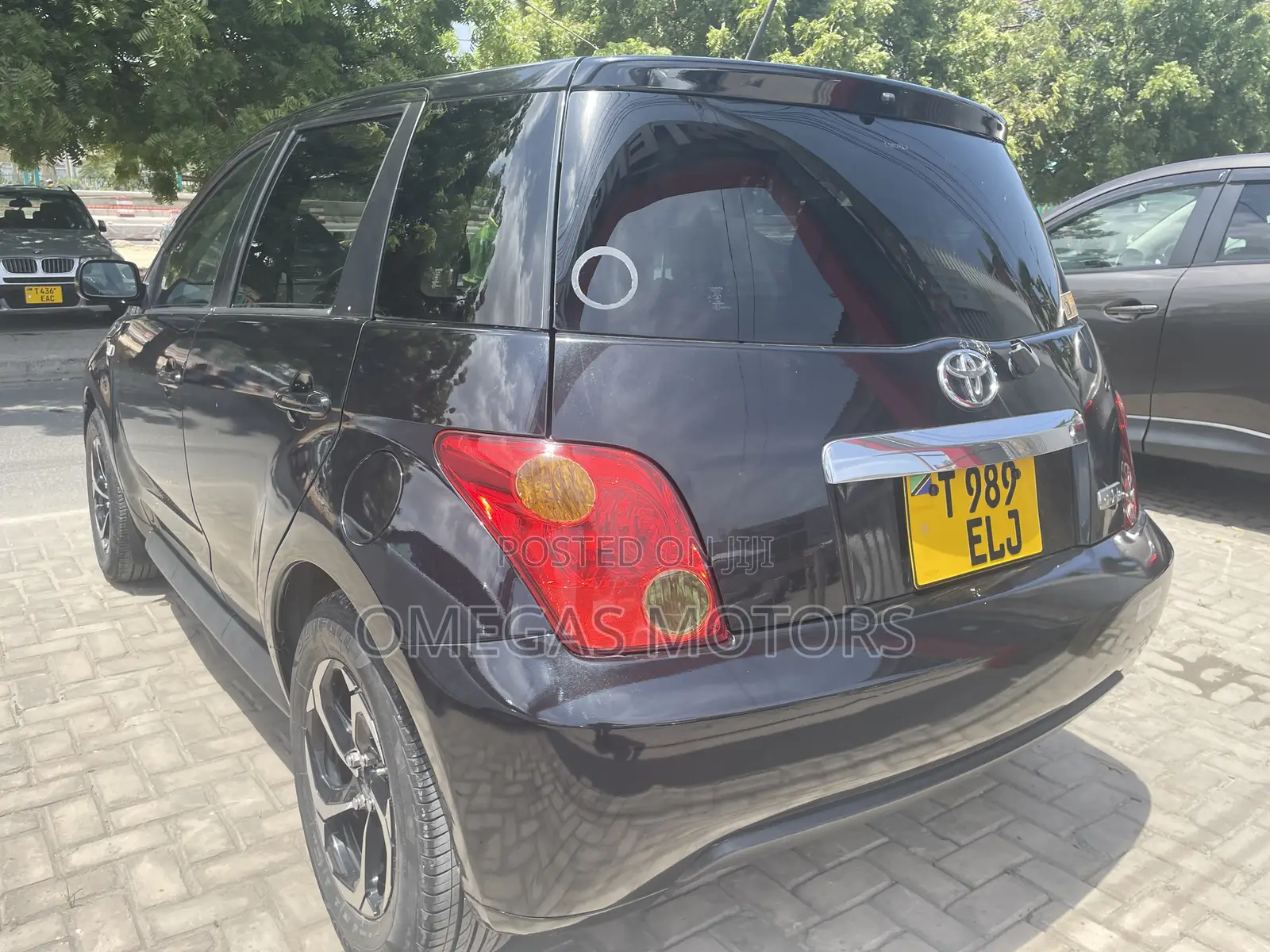Toyota IST 2004 Black