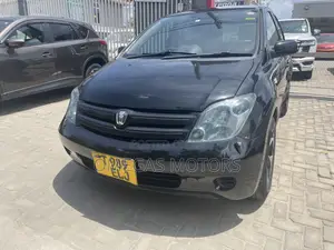 Toyota IST 2004 Black