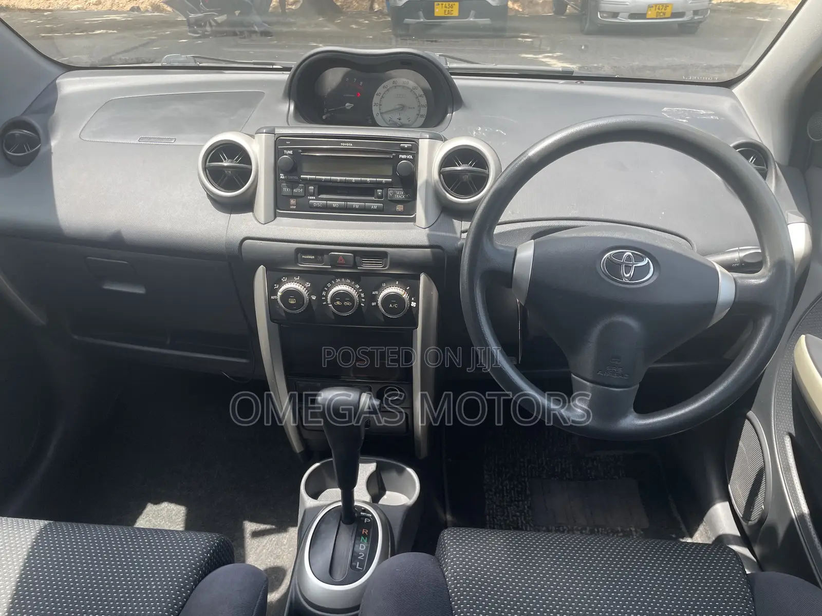 Toyota IST 2004 Black
