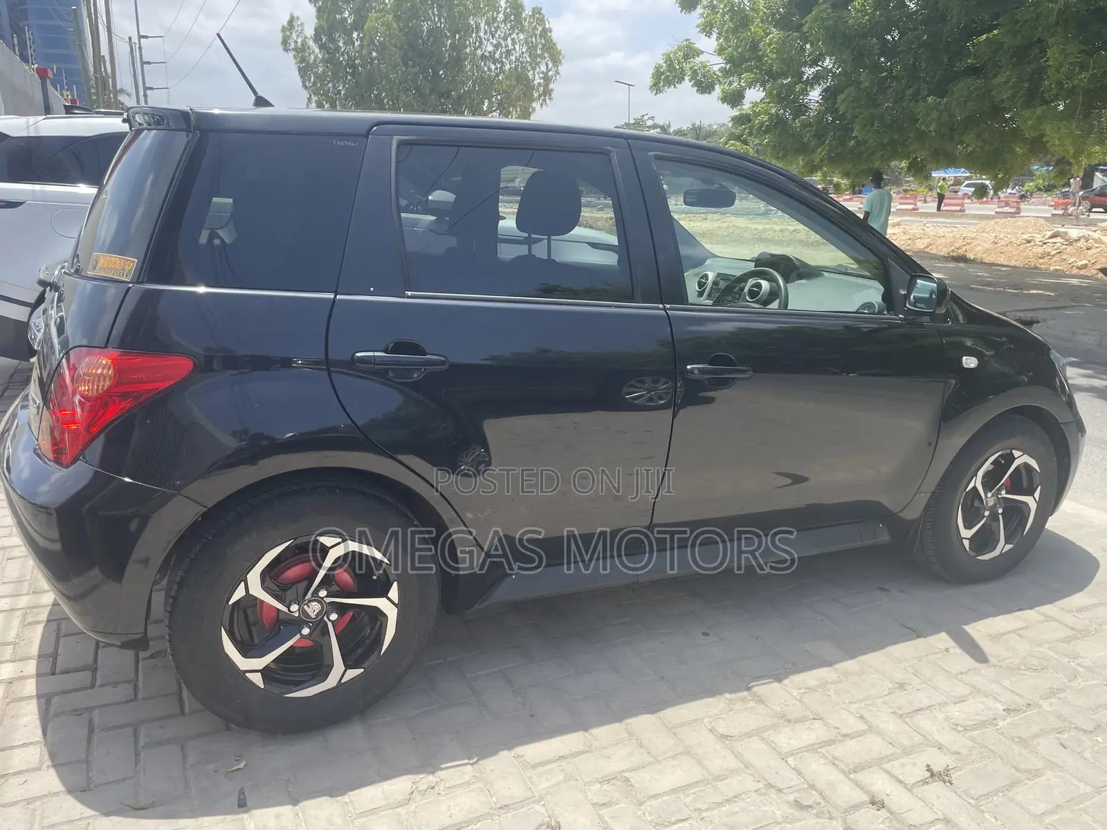 Toyota IST 2004 Black