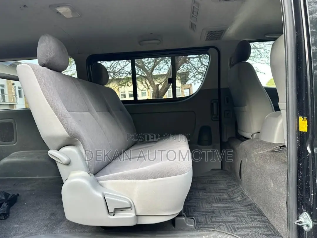 Toyota Quantum 2008 Black