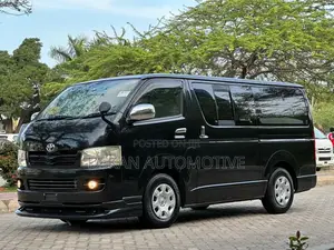 Toyota Quantum 2008 Black