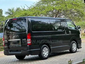 Toyota Quantum 2008 Black