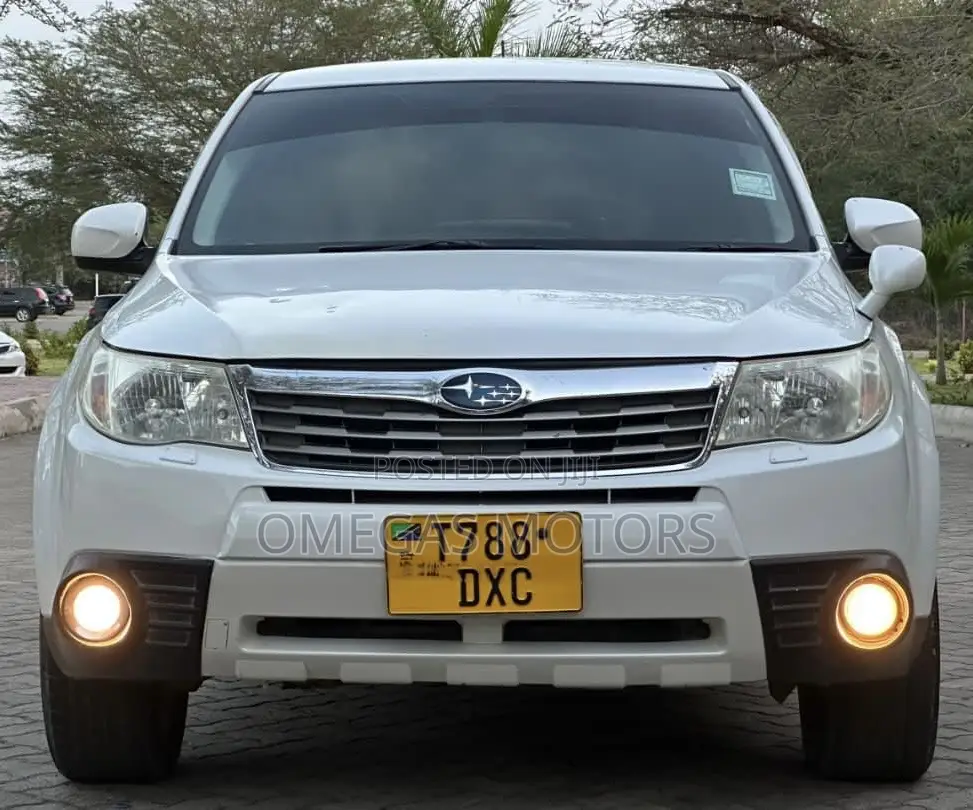 Subaru Forester 2009 White