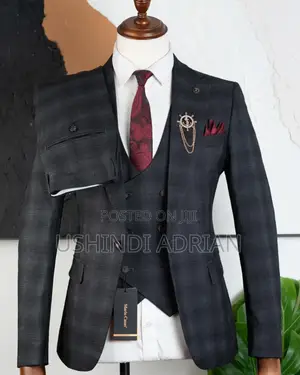 Suti Ya Kifahari Ya 'Classic'