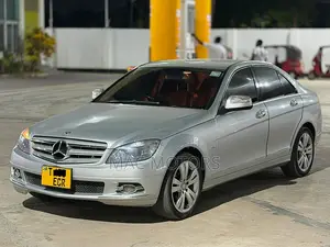 Mercedes-Benz C-Class 2009 Silver