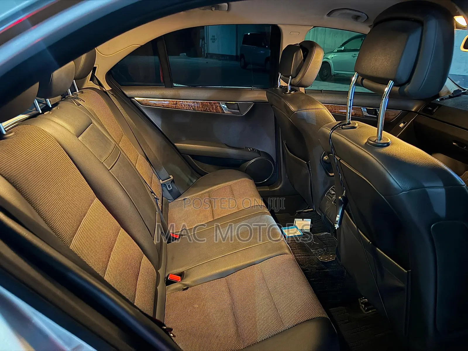 Mercedes-Benz C-Class 2009 Silver