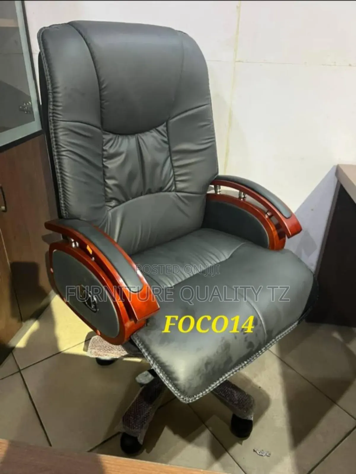 Executive Office Chair