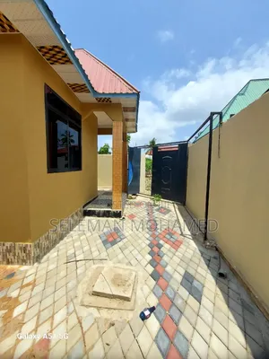 Furnished 3bdrm House in Biriani Real Estate, Chamazi for sale