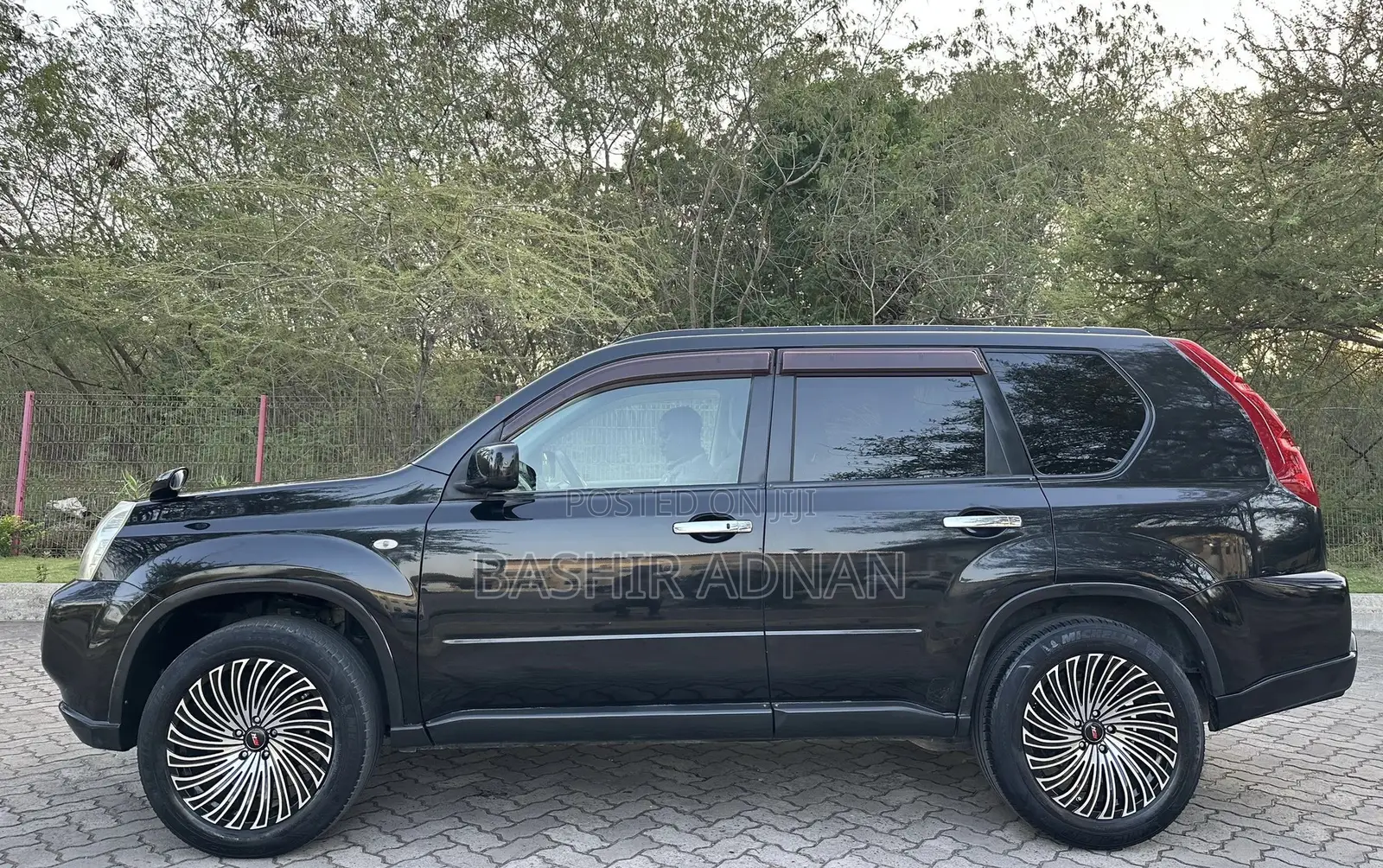 Nissan X-Trail 2.0 2008 Black