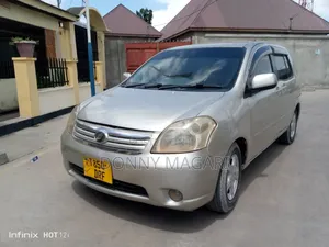 Toyota Raum 1.5 AWD 2005 Silver