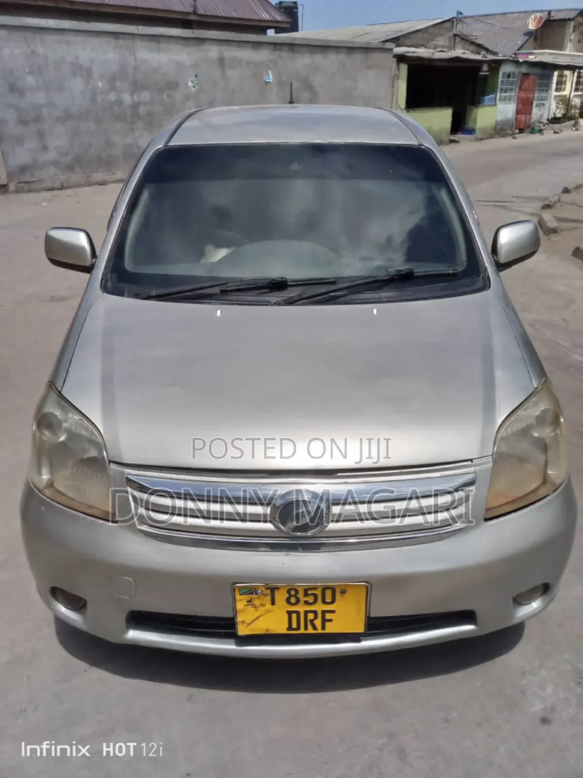 Toyota Raum 1.5 AWD 2005 Silver