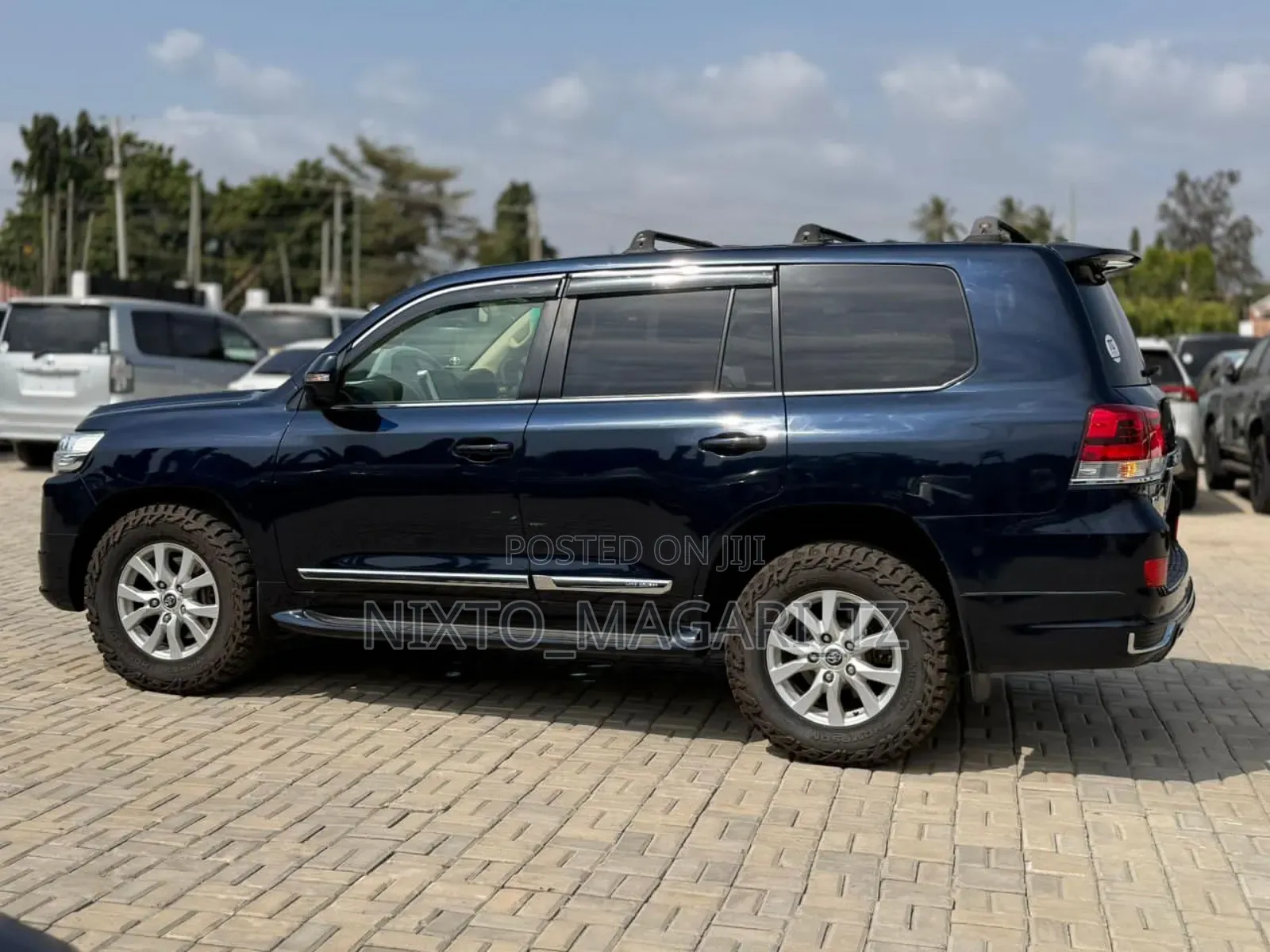 Toyota Land Cruiser 2019 Blue