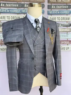 Suti Za Rangi Ya Kifalme (Royal Navy Blue Suit)