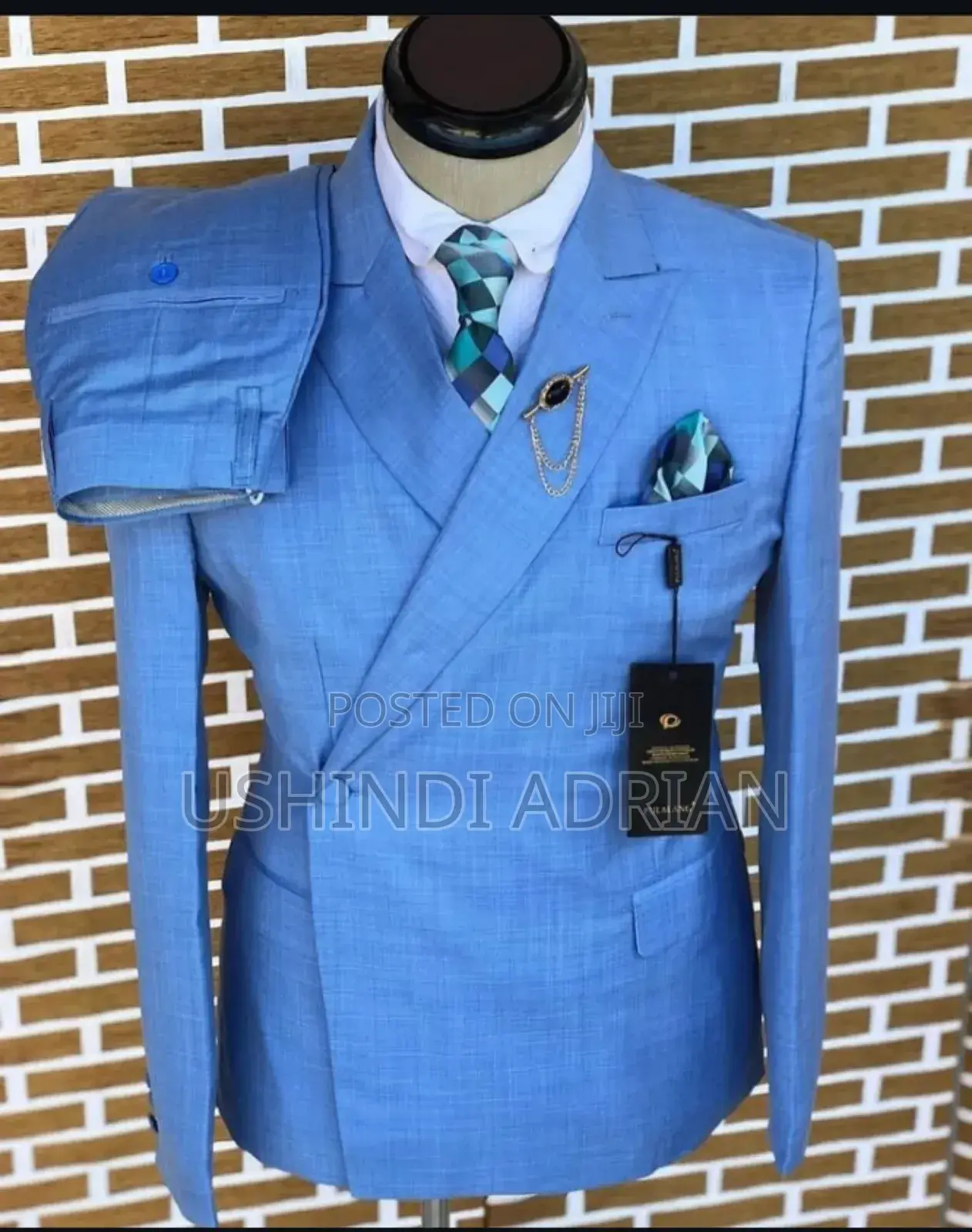 Suti Za Rangi Ya Kifalme (Royal Navy Blue Suit)