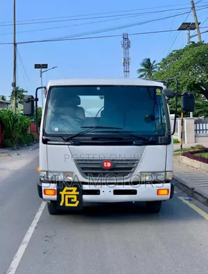 Nissan Diesel Condor Ud Oil Tank