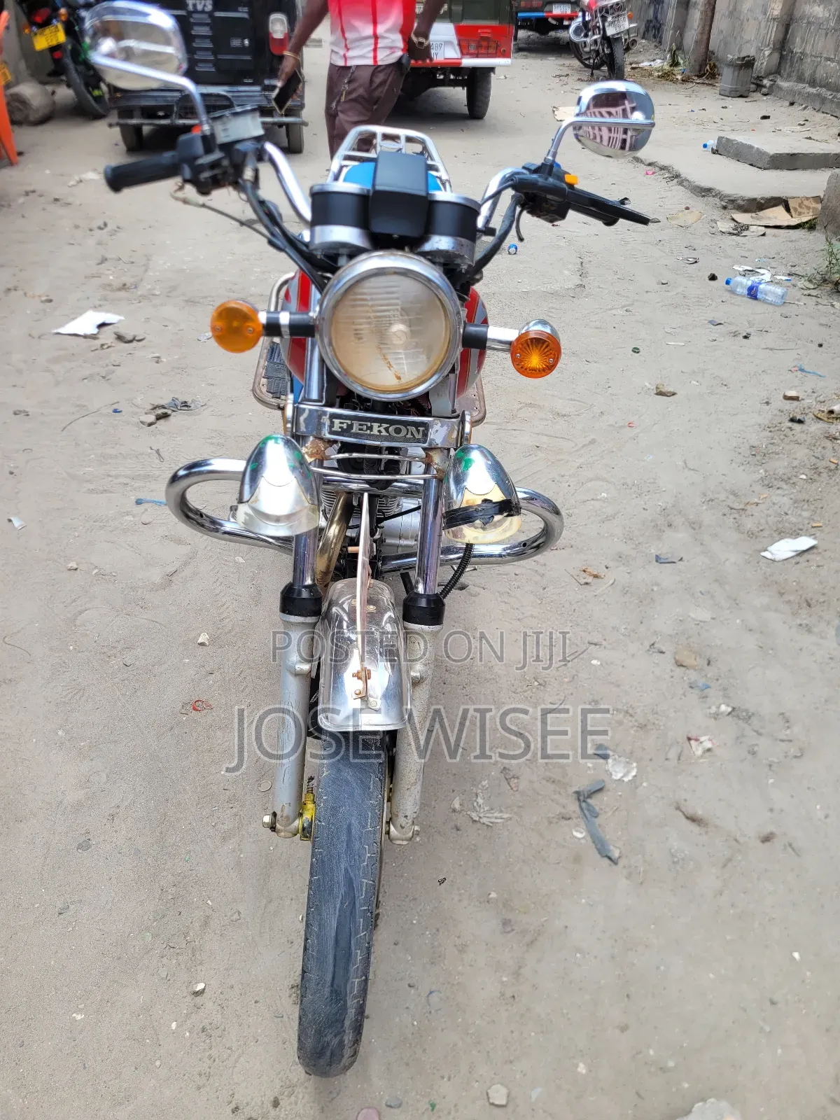 Bajaj CT 125X 2025 Red